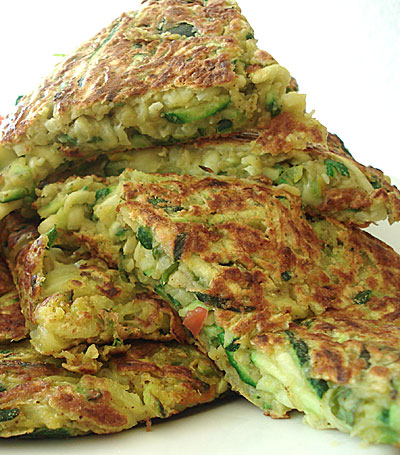 zucchinipancakes2.jpg