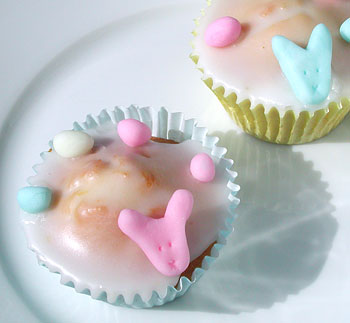 image: Easter bunny cupcakes