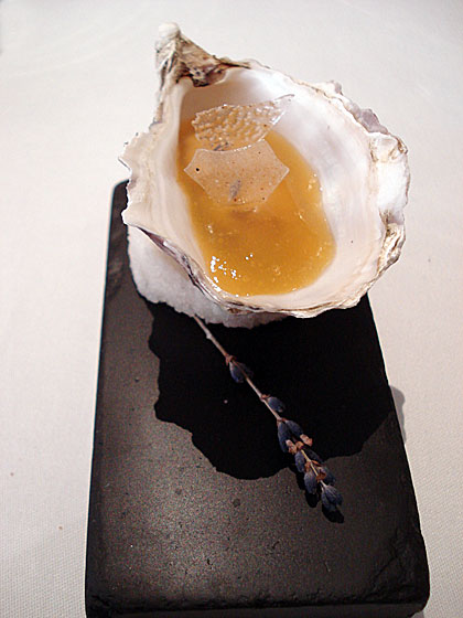 fatduck_oyster2.jpg