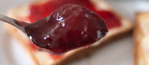 IMG: A spoonful of strawberry jam